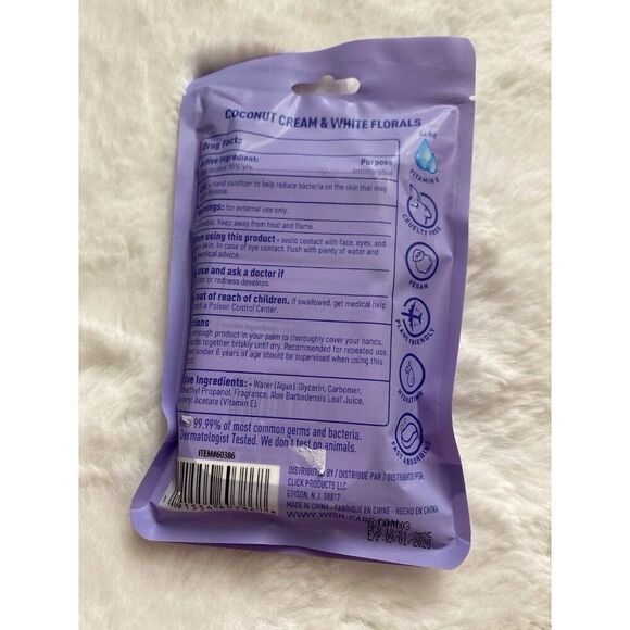 Smart Care Scented Hand Sanitizer Spray 1.5 Fl Oz Coconut & White Florals NEW - Picture 3 of 6